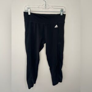 Adidas Womens Black Capri Leggings 20” length Sz M